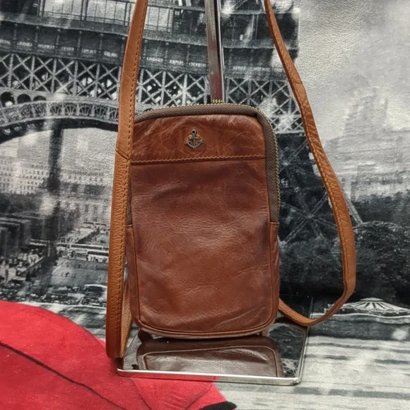 Harbor 2nd Leather Crossbody - Picture 2 of 9